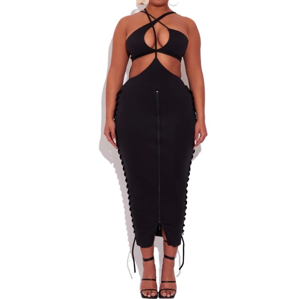 Black Maxi Dress. Brand- BBXBRAND
